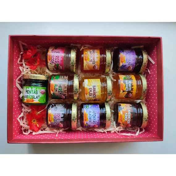 Bordó díszdoboz   22 x 15 x 7 cm